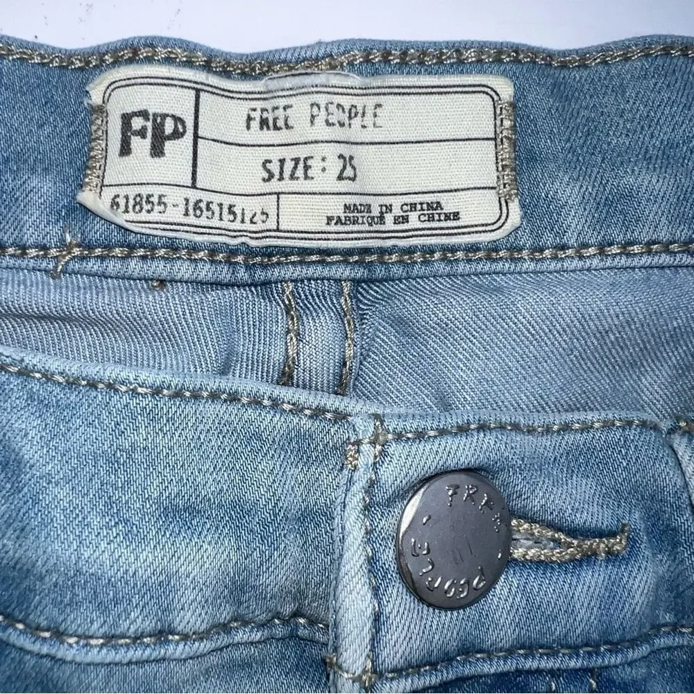 Free People Women's Long and Lean Light Wash Skinny High Rise Jeans-Size 25